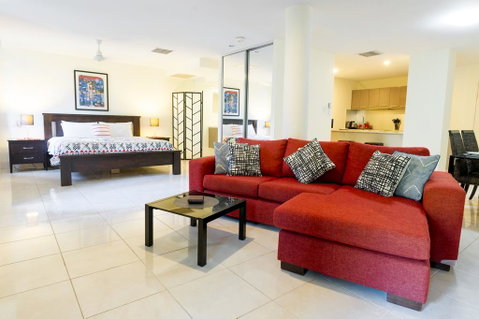 Luxury 1 Bed Apartment, New King Bed & Bath - Hervey Bay Accommodation 0