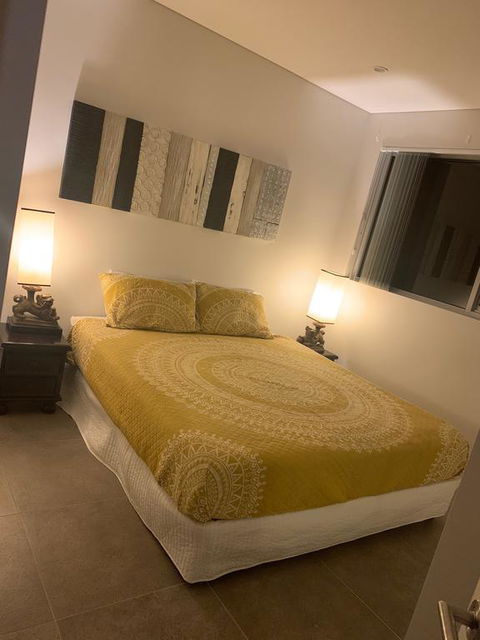 Luxury Executive Apartment - Tourism Hervey Bay 0