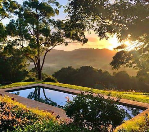 Luxury Tee Pee Byron Bay - Hervey Bay Accommodation 2