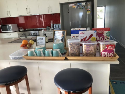 M & T's Waterfront Bed & Breakfast - Hervey Bay Accommodation 3