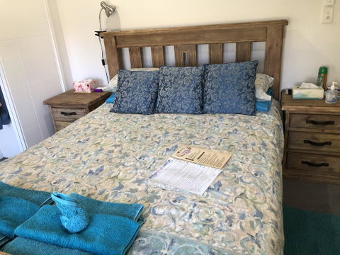M & T's Waterfront Bed & Breakfast - Hervey Bay Accommodation 1