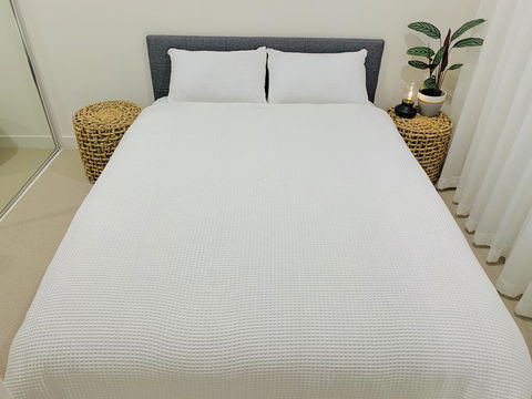 M-City 2 BR And 2 BA Apartment With Parking - Tourism Hervey Bay 2