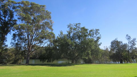 Macquarie 4 Star - Tourism Hervey Bay 1