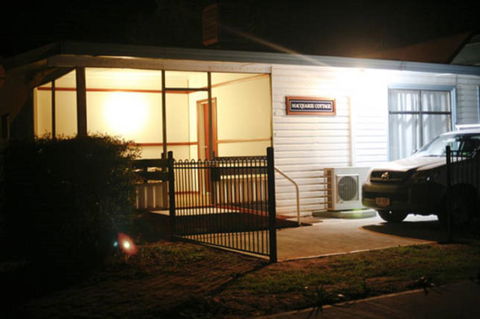 Macquarie Cottage - Hervey Bay Accommodation 2