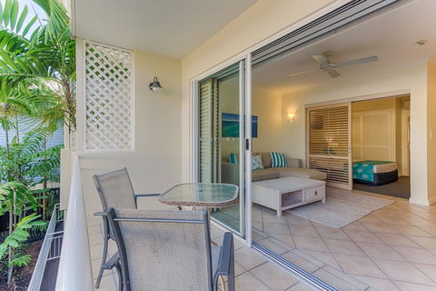 Macrossan House Boutique Holiday Apartments - Tourism Hervey Bay 0