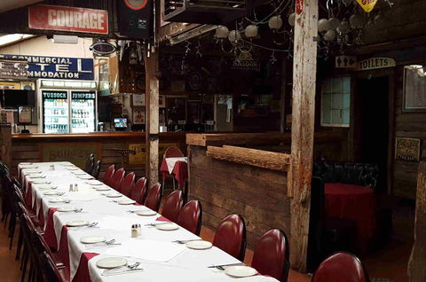 Madden's Commercial Hotel - Hervey Bay Accommodation 1