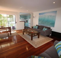 MAGIC BEACH HOUSE - PET FRIENDLY - Hervey Bay Accommodation