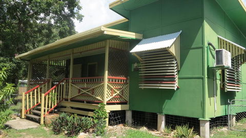 Magnautical Cottage 29 McCabe Crescent Arcadia - Tourism Hervey Bay 3