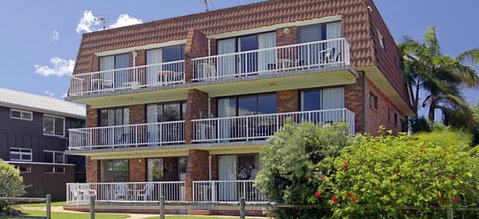 Main Beach Apartments - Hervey Bay Accommodation 1
