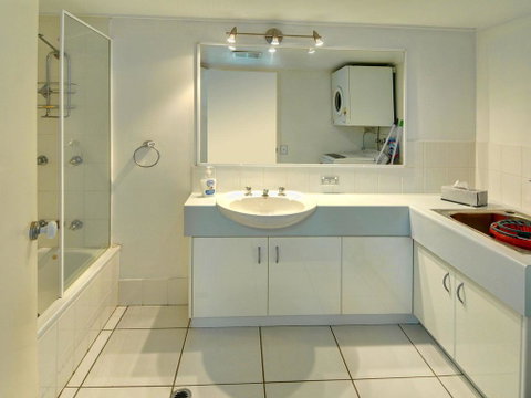 Mainsail 3 - 2 BDRM Apt In Central Mooloolaba - Tourism Hervey Bay 2