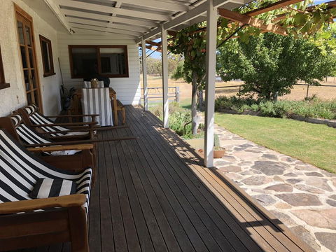 Mallow Cottage - Hervey Bay Accommodation 0