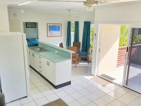 Mango Tree Aussie Holiday Apartments - Hervey Bay Accommodation 1