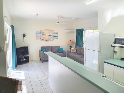 Mango Tree Aussie Holiday Apartments - Hervey Bay Accommodation 2