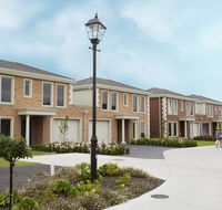 Mansi on Raymond - Tourism Hervey Bay