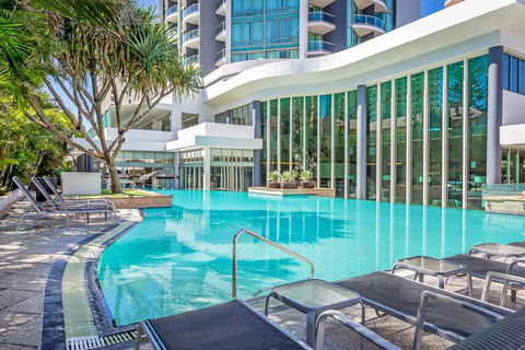 Mantra Legends Hotel - Hervey Bay Accommodation 0