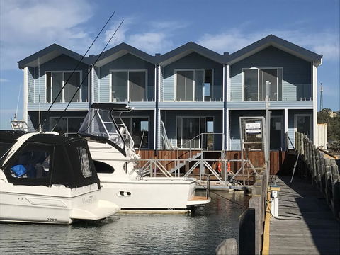 Marina View Chalets - Tourism Hervey Bay 2