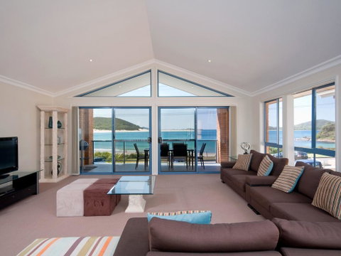 Marine Dr 2/68 - Fingal Bay - Hervey Bay Accommodation 0