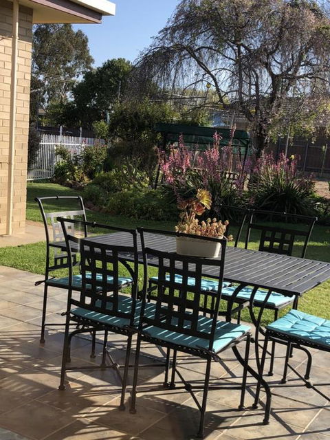 Maudie Bells - Hervey Bay Accommodation 3