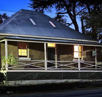 McCauley's Cottage - Hervey Bay Accommodation