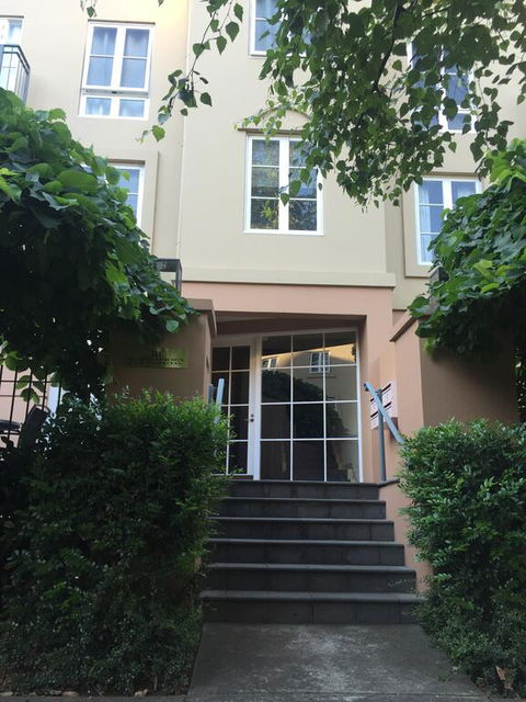 MCG, Rod Laver, City - Best Location In Melbourne - Tourism Hervey Bay 1