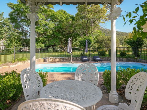 Meerea Country Estate Adjoining Wollombi National Park - Tourism Hervey Bay 0