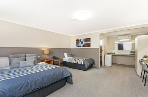 Melaleuca Motel - Hervey Bay Accommodation 3