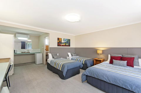Melaleuca Motel - Hervey Bay Accommodation 1