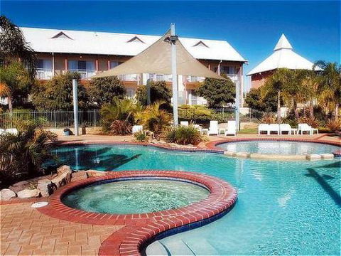 Mercure Bunbury Sanctuary Golf Resort - Hervey Bay Accommodation 3