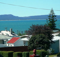 Meredith House - Hervey Bay Accommodation