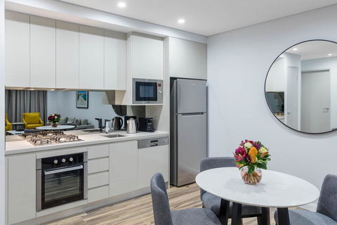 Meriton Suites Bondi Junction - Hervey Bay Accommodation 1