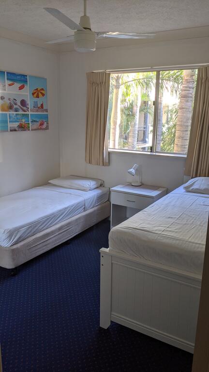 Mermaid Beach Apartment - Hervey Bay Accommodation 3