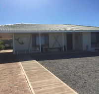 Mermaid Beachside Accommodation - Tourism Hervey Bay