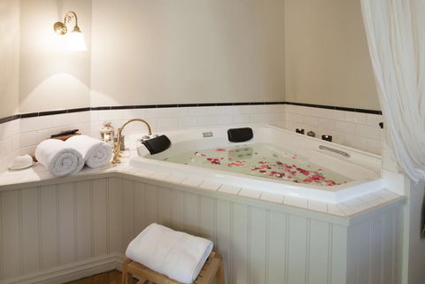 Merrow Cottages - Forest Edge - Tourism Hervey Bay 3