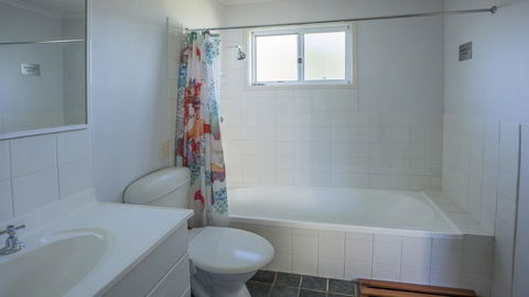 Merry Street 11 Kioloa NSW - Hervey Bay Accommodation 2