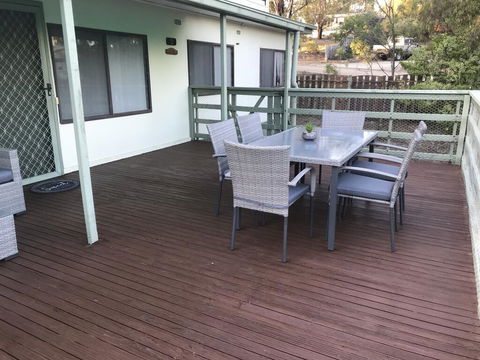 Metung Getaway - Hervey Bay Accommodation 3