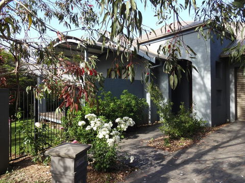 Mews On Frederick - Hervey Bay Accommodation 0