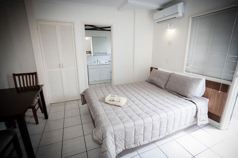 Miami Shore Apartments & Motel - Hervey Bay Accommodation 3