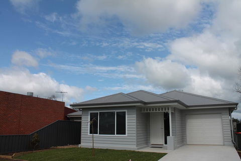 Milawa Vineyard Views - Guesthouse 2 - Hervey Bay Accommodation 3