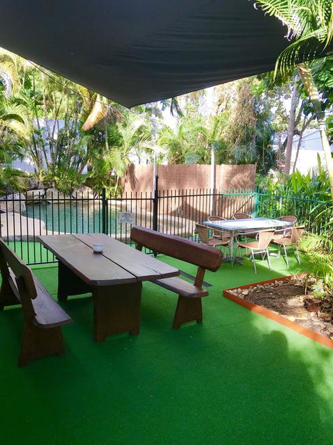 Mission Beach Retreat - Hervey Bay Accommodation 3