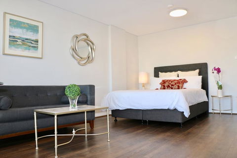MLB48-Sydney Harbour Stunning View Studio With Free Parking - Tourism Hervey Bay 3