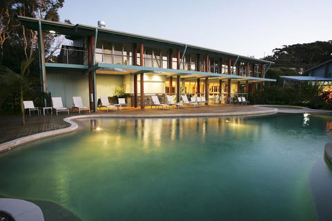 Mobys Beachside Retreat - Hervey Bay Accommodation 0