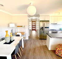 Modern Majestic - everything you need - private location - Hervey Bay Accommodation