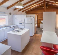 Mollymook Fantastic Holiday House - Tourism Hervey Bay