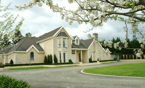Montfort Manor - Hervey Bay Accommodation 0