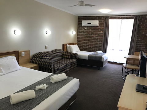 Moonraker Motor Inn - Hervey Bay Accommodation 3