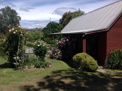 Moore House - Tourism Hervey Bay 0