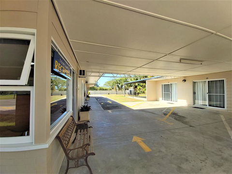 Motel Ingham - Tourism Hervey Bay 1