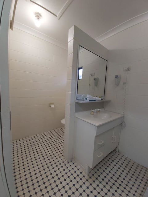 Motel Ingham - Tourism Hervey Bay 3