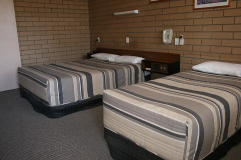 Mount Wycheproof Motor Inn - Hervey Bay Accommodation 1