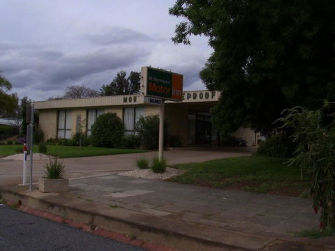 Mount Wycheproof Motor Inn - Hervey Bay Accommodation 2